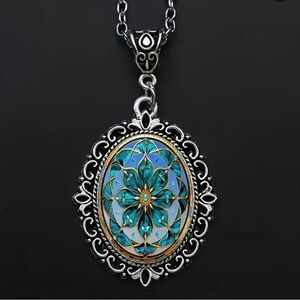 🎁 Elegant Blue Petal Glass Pendant Necklace 🎁 Vintage Style, Stainless steel